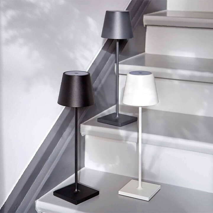 Outdoor Touch Table Lamps Desk Modern Bedroom Light Rechargeable Bar Cordless Restaurant Table Lamp with USB Charging Port